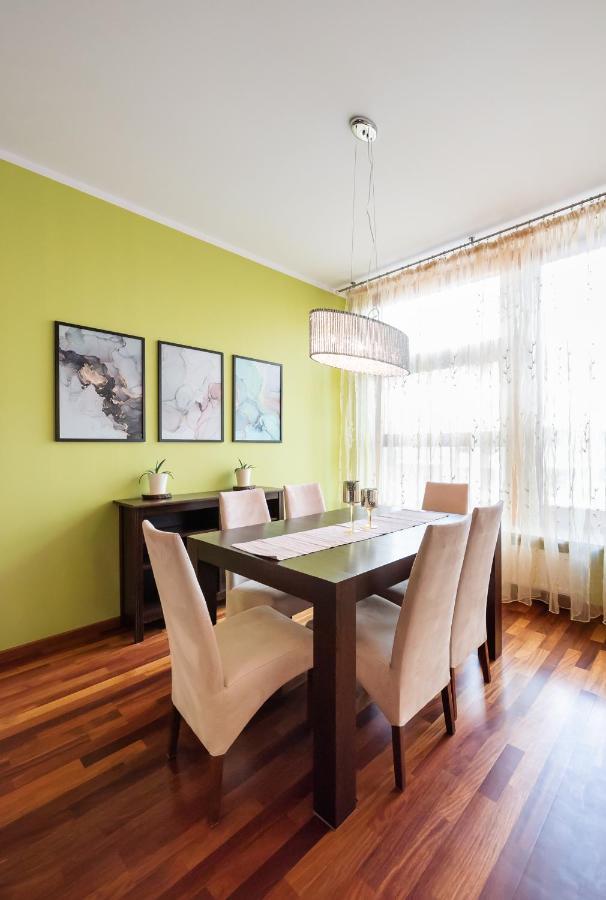 Wilanow Luxury Green Apartment วอร์ซอ ภายนอก รูปภาพ