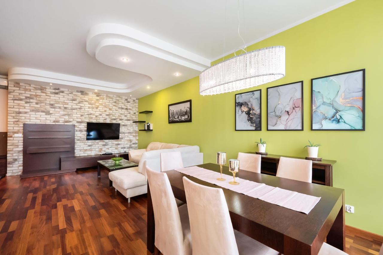 Wilanow Luxury Green Apartment วอร์ซอ ภายนอก รูปภาพ